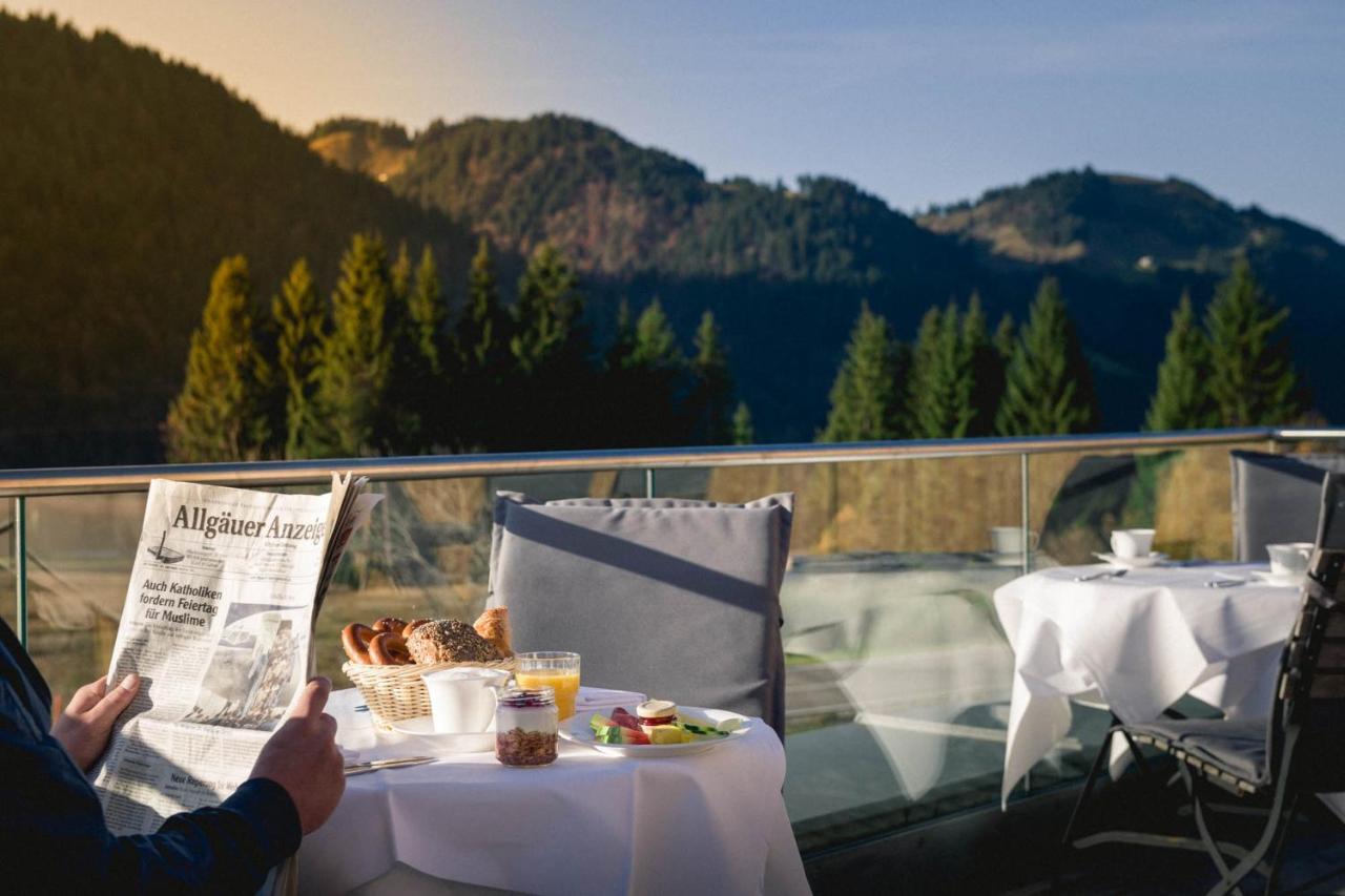 Hotel Torghele'S Wald & Fluh Balderschwang Exterior foto